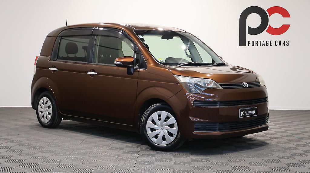 Vehicle image 1