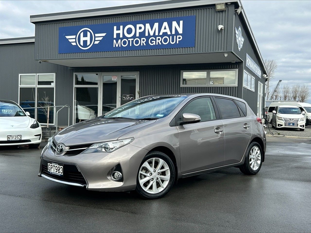 Vehicle image 1