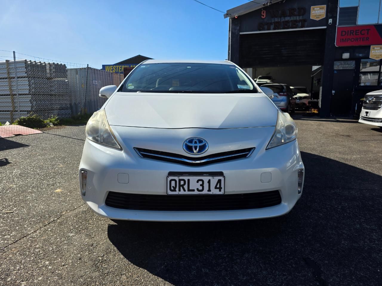 Vehicle image 3