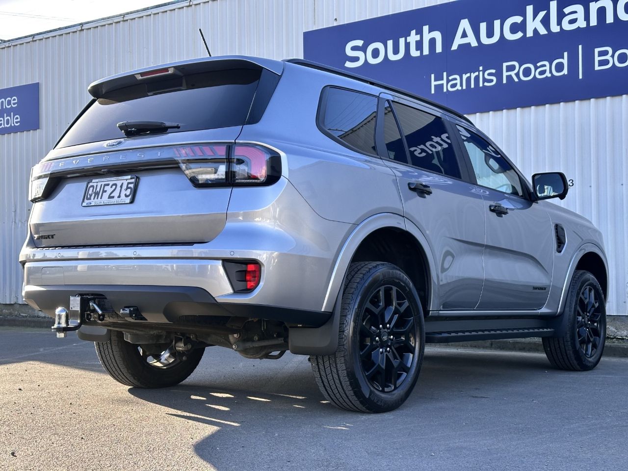 Vehicle image 3