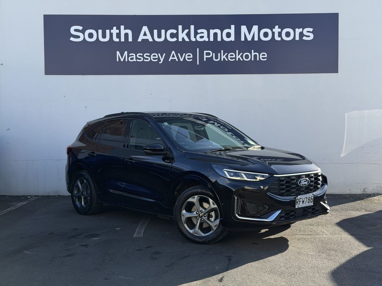 Vehicle image 3
