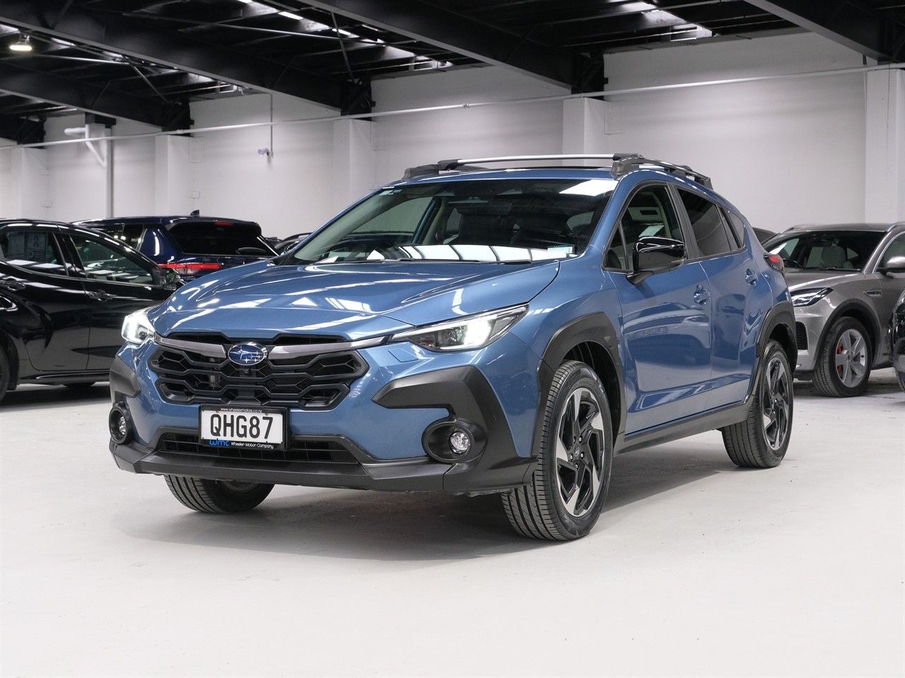 Vehicle image 4