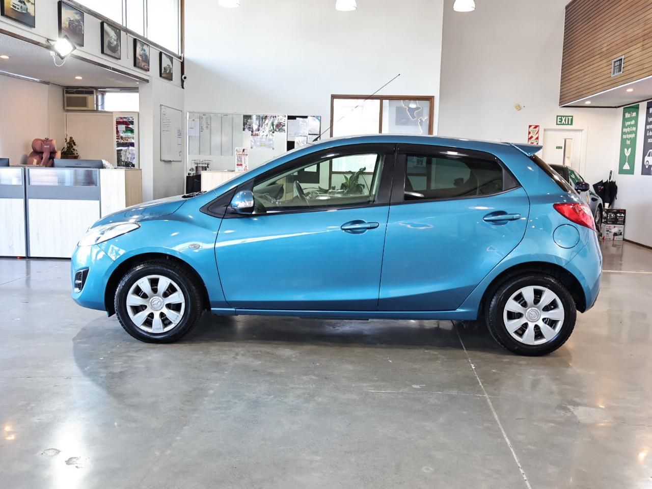 Vehicle image 5