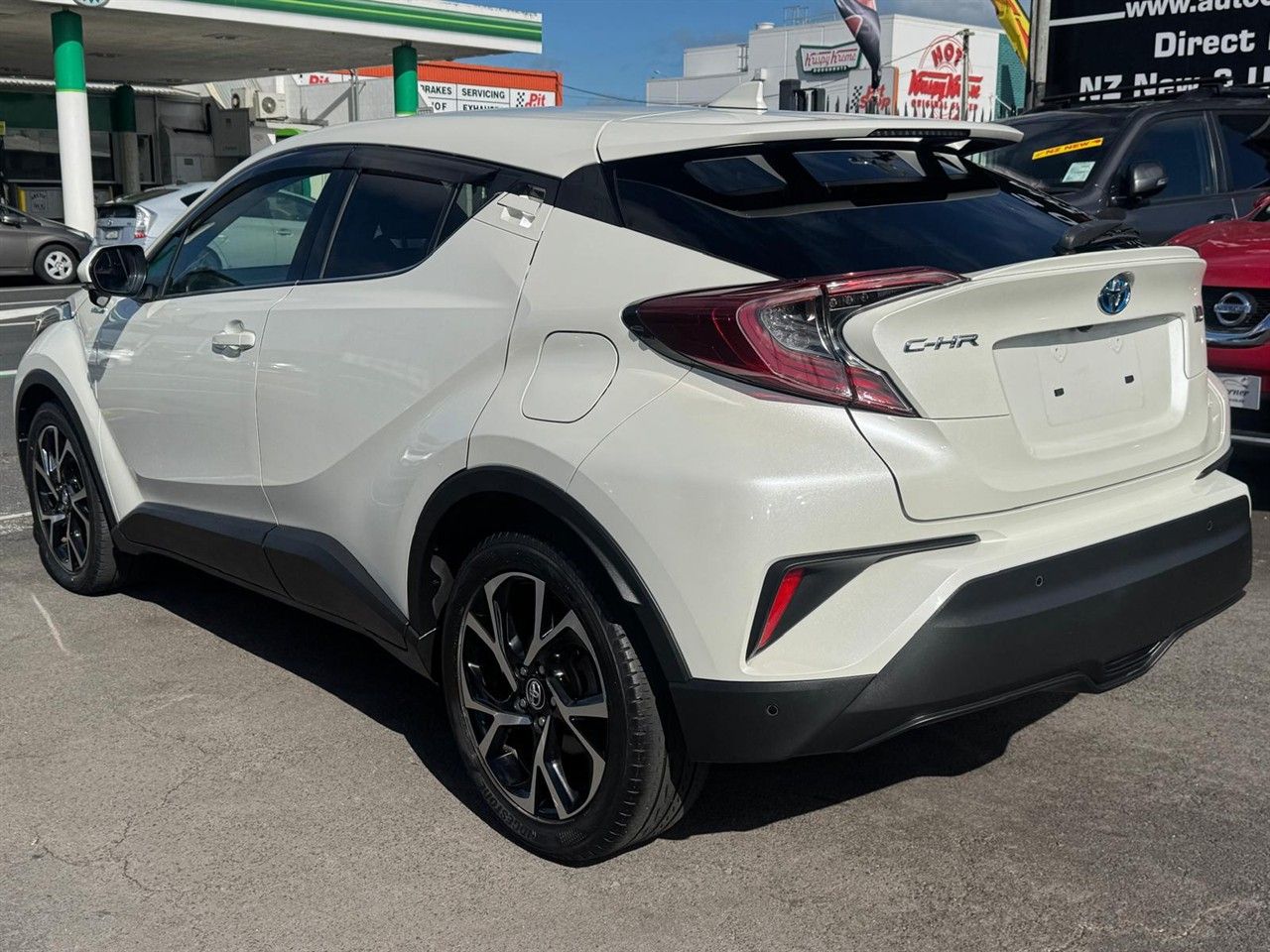 Vehicle image 2