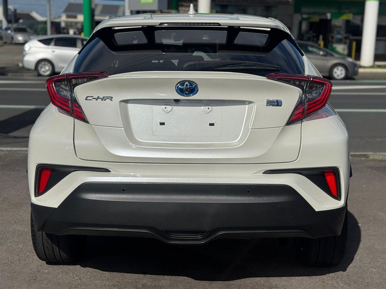 Vehicle image 3