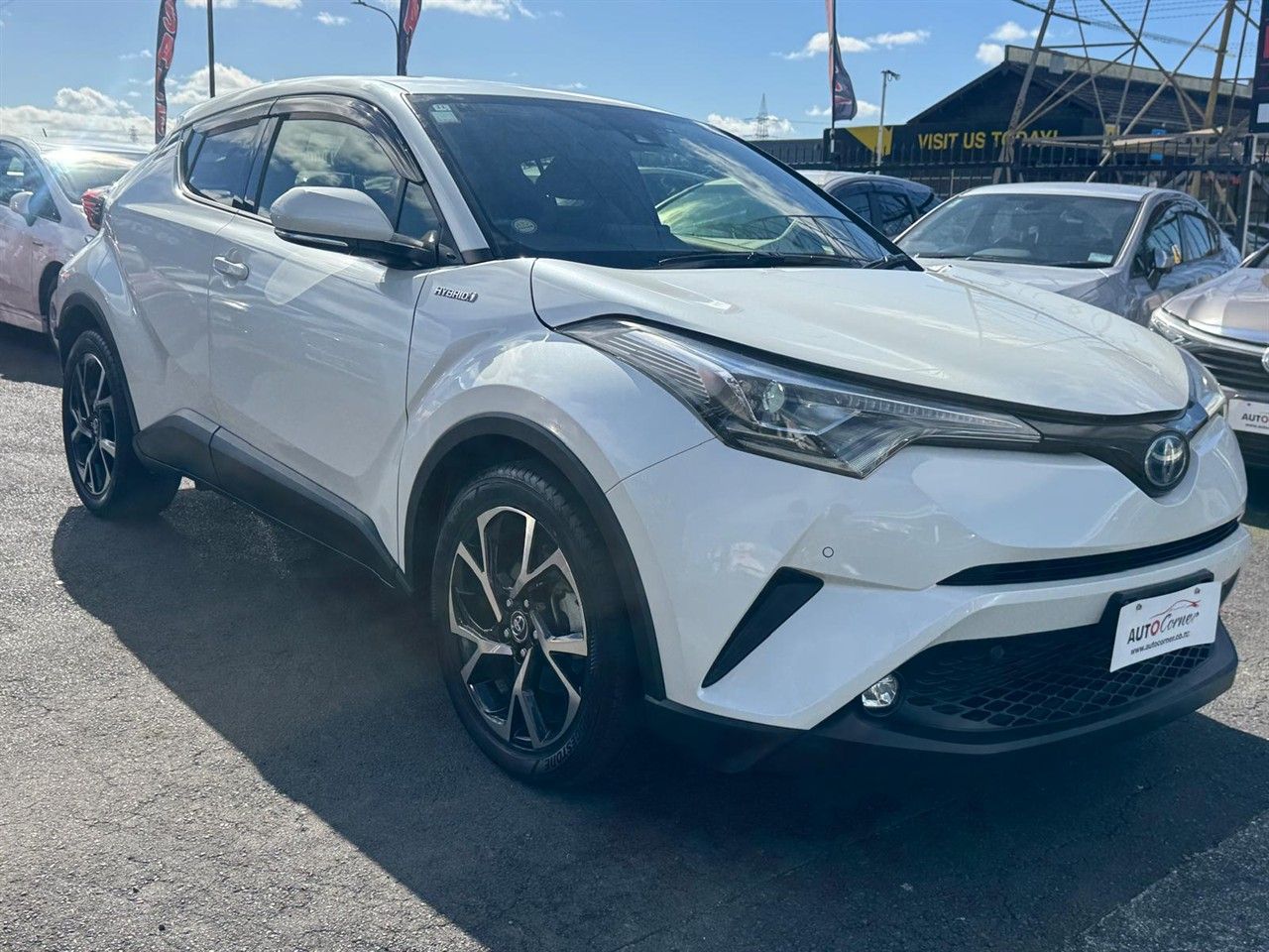 Vehicle image 5