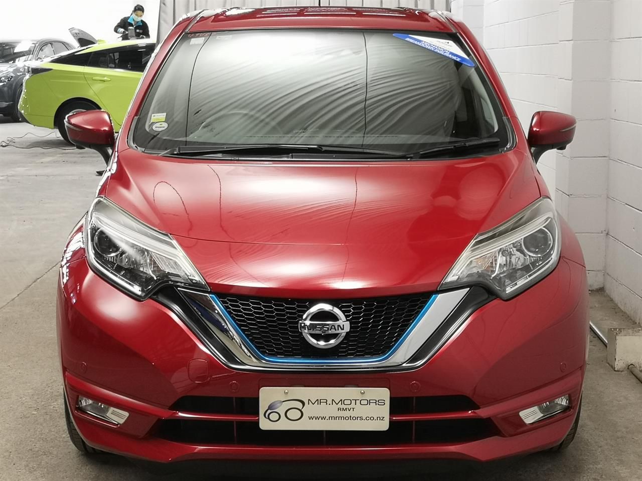 Vehicle image 4