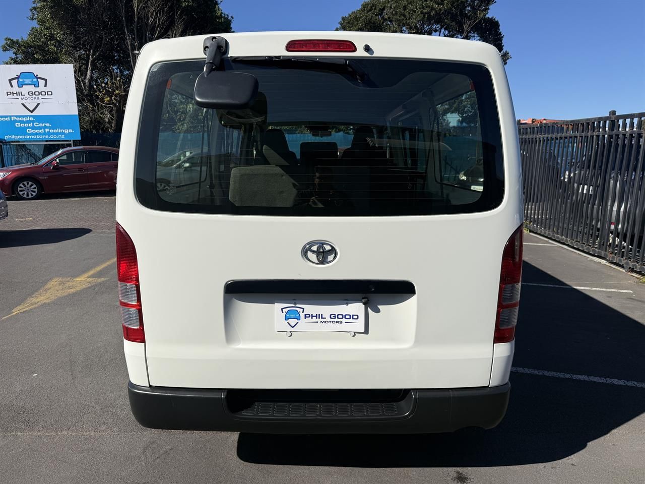 Vehicle image 5