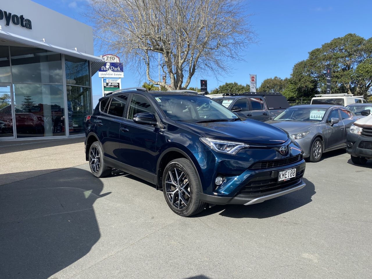 Vehicle image 1