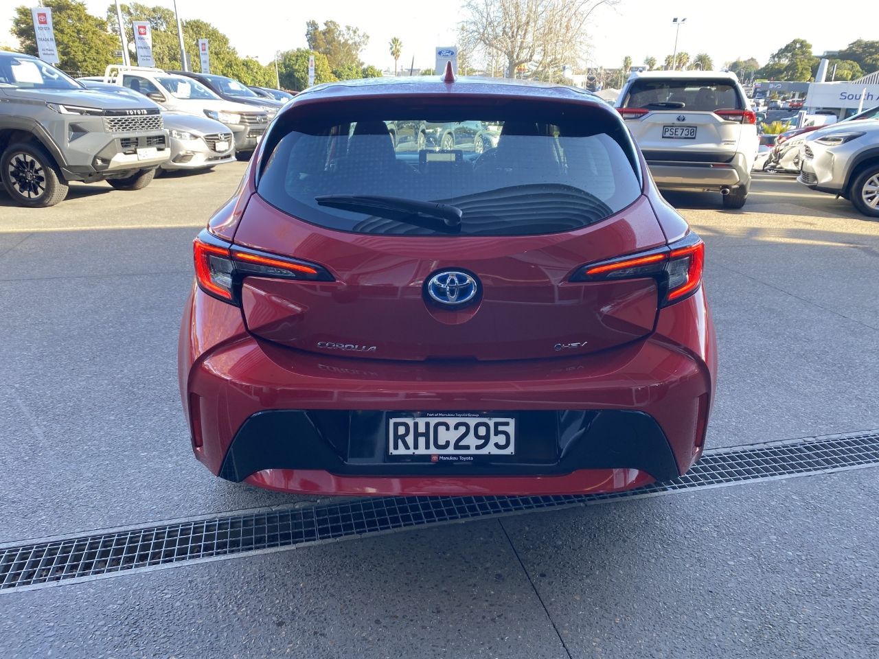 Vehicle image 3