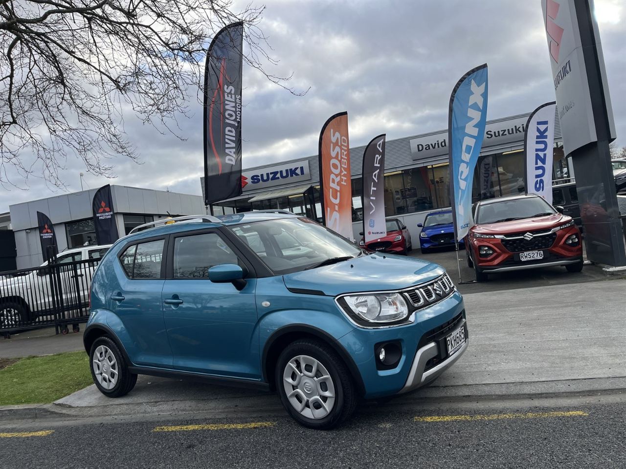 Vehicle image 1