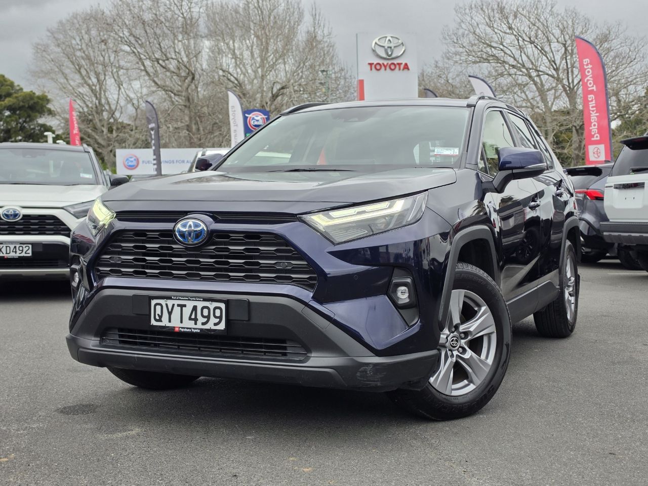 Vehicle image 3