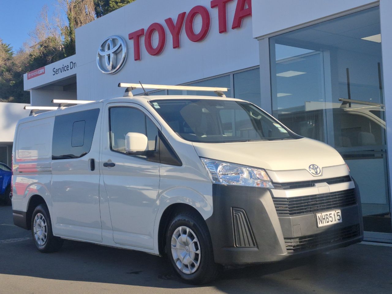 Vehicle image 1