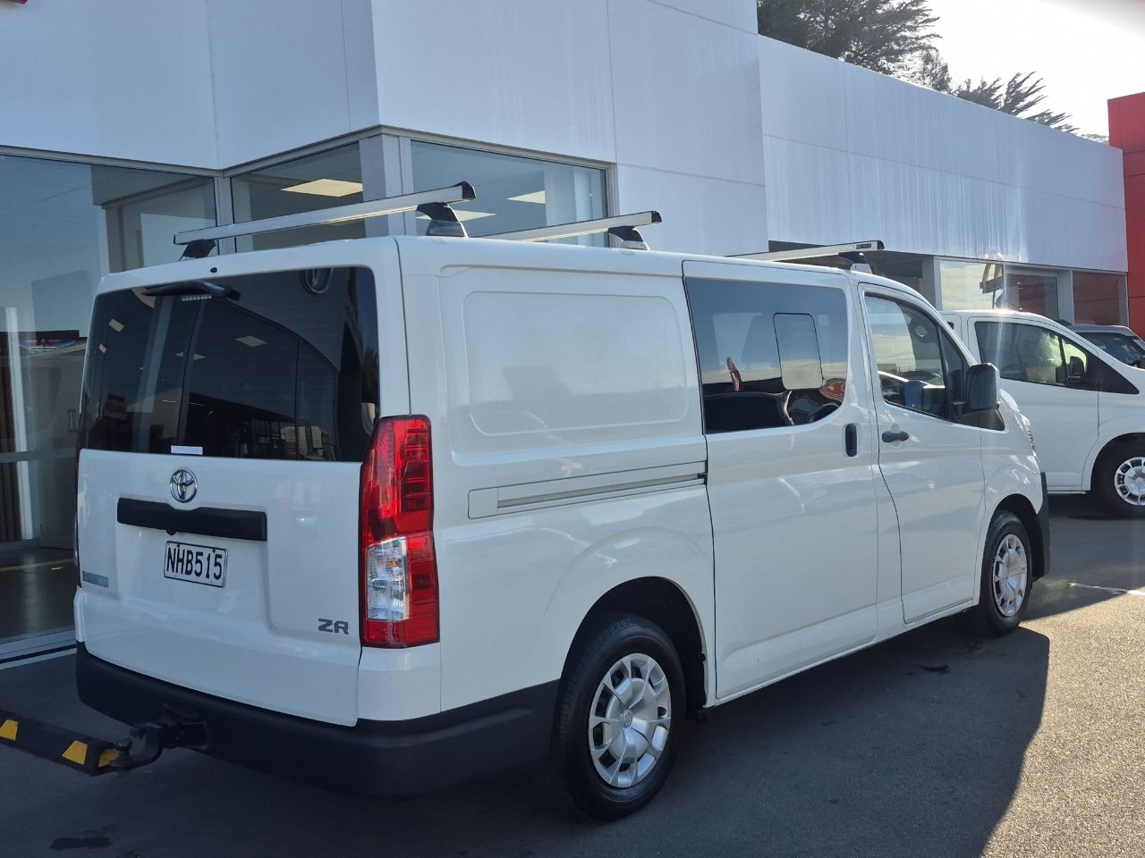 Vehicle image 3