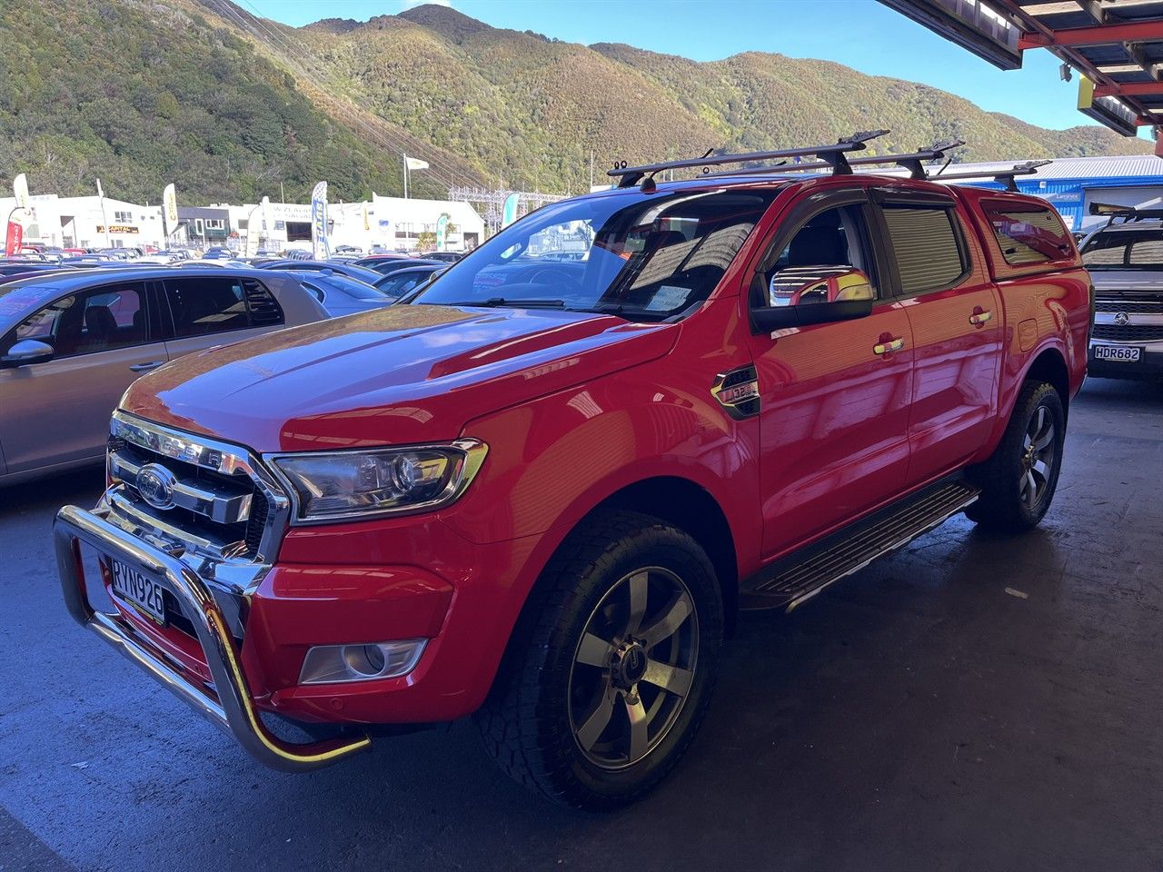 Vehicle image 3