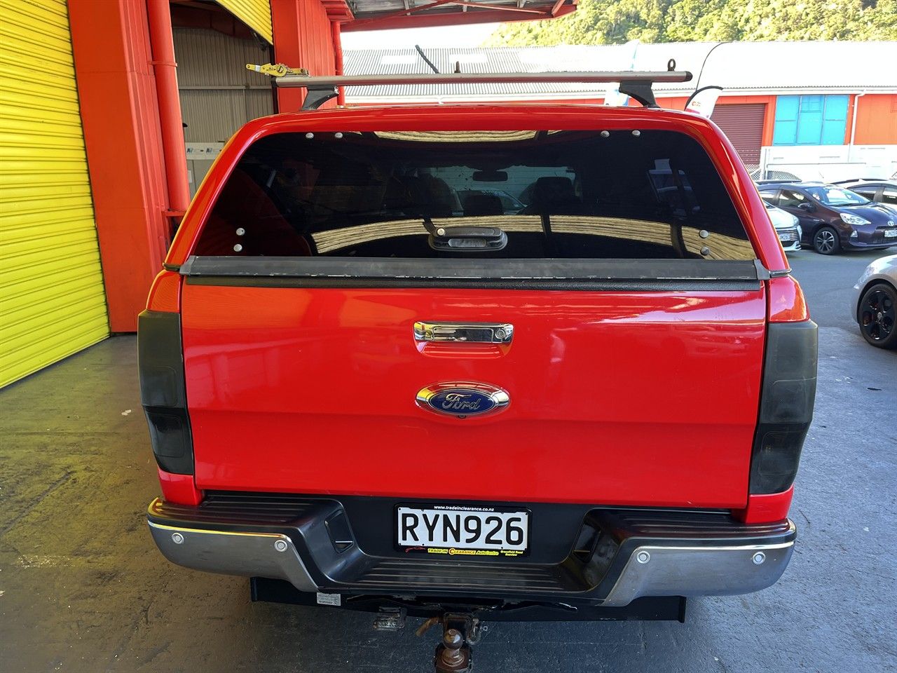 Vehicle image 5