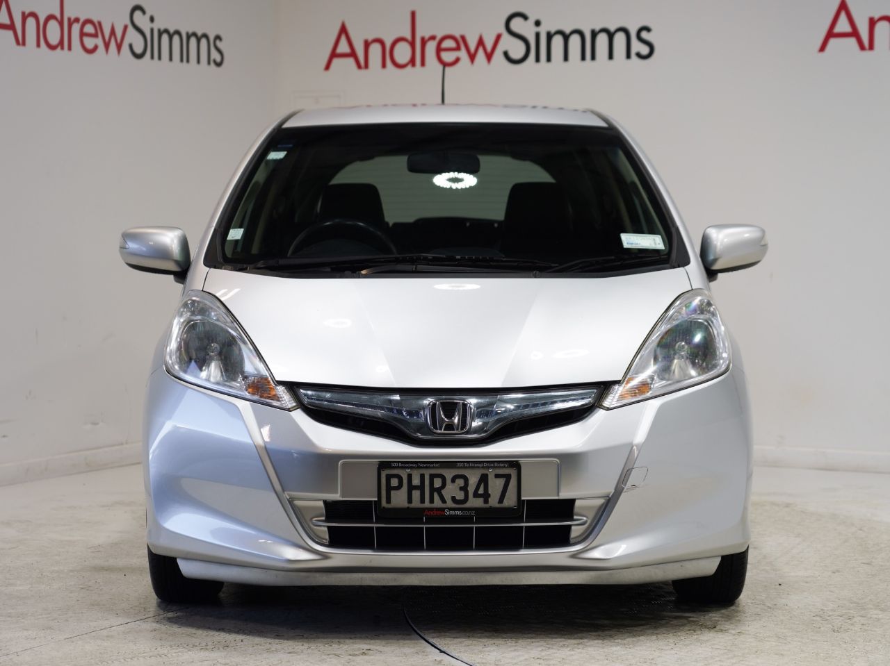Vehicle image 4