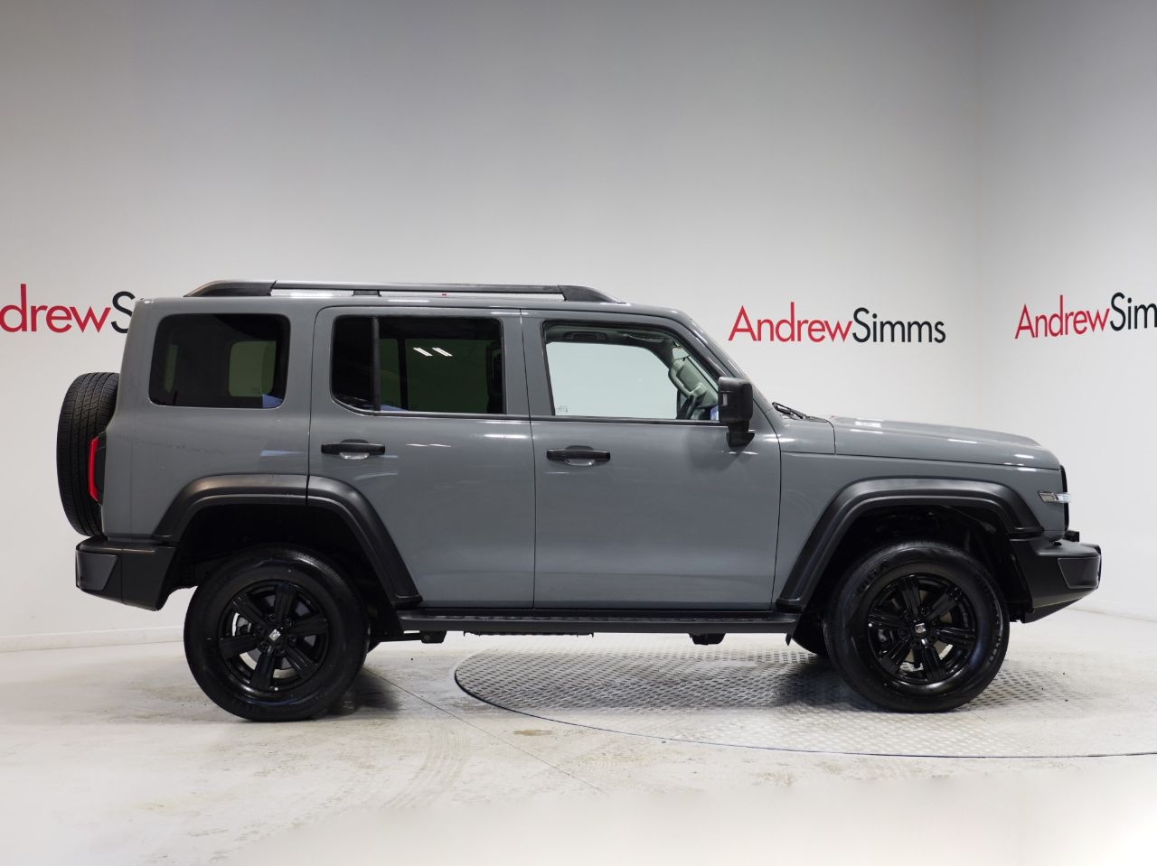 Vehicle image 3