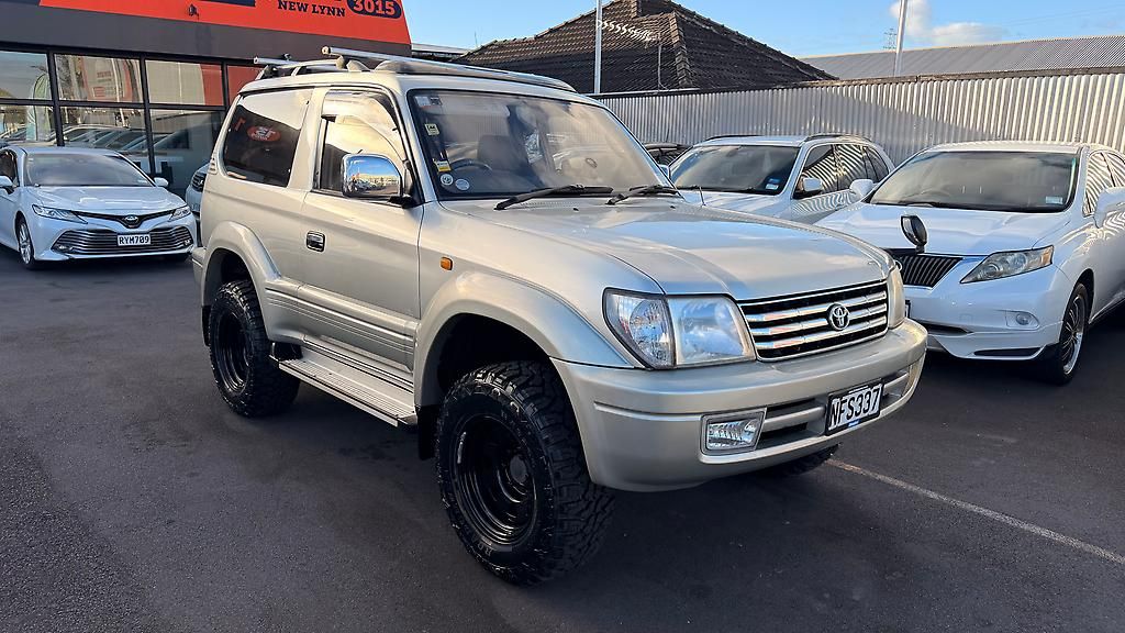 Vehicle image 1