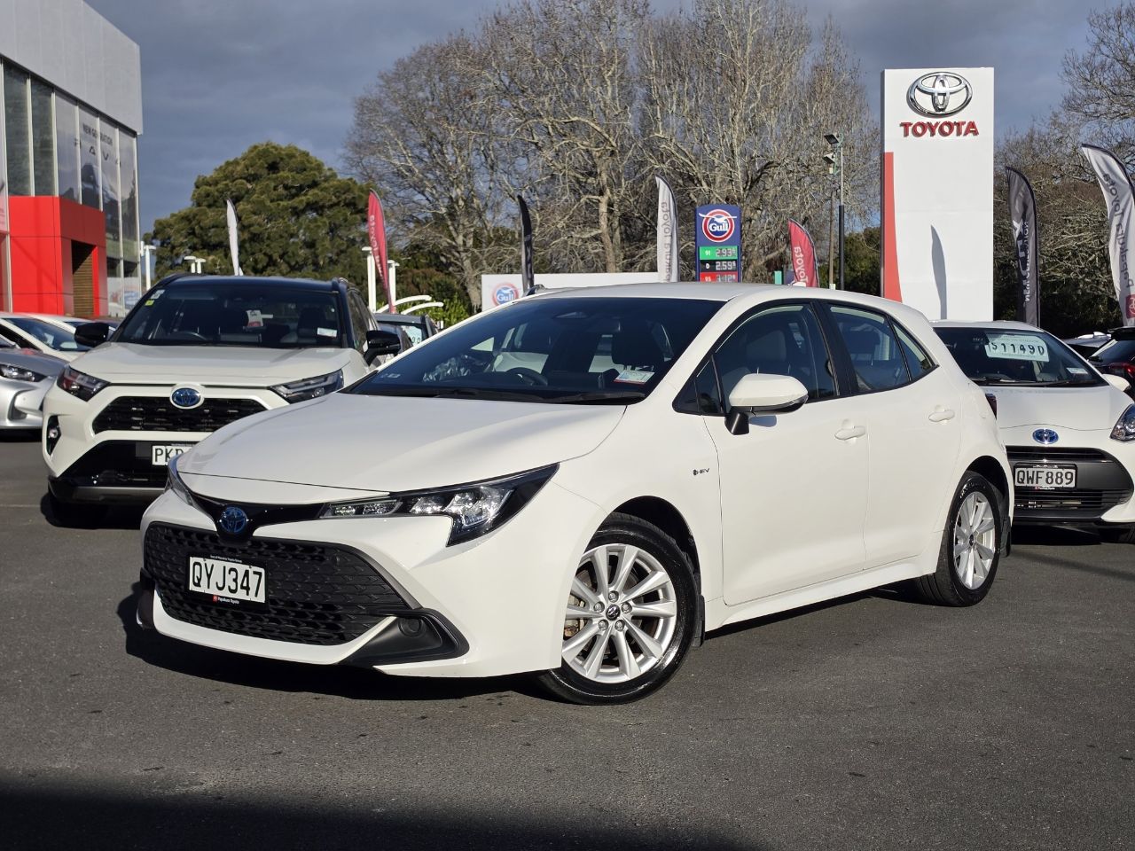 Vehicle image 2