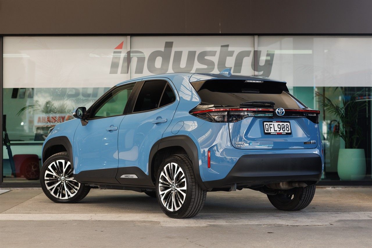 Vehicle image 2