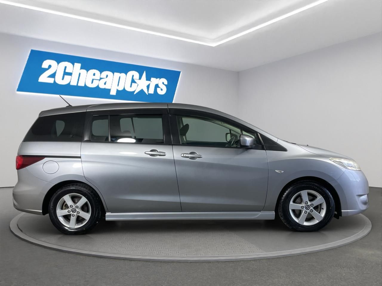 Vehicle image 4