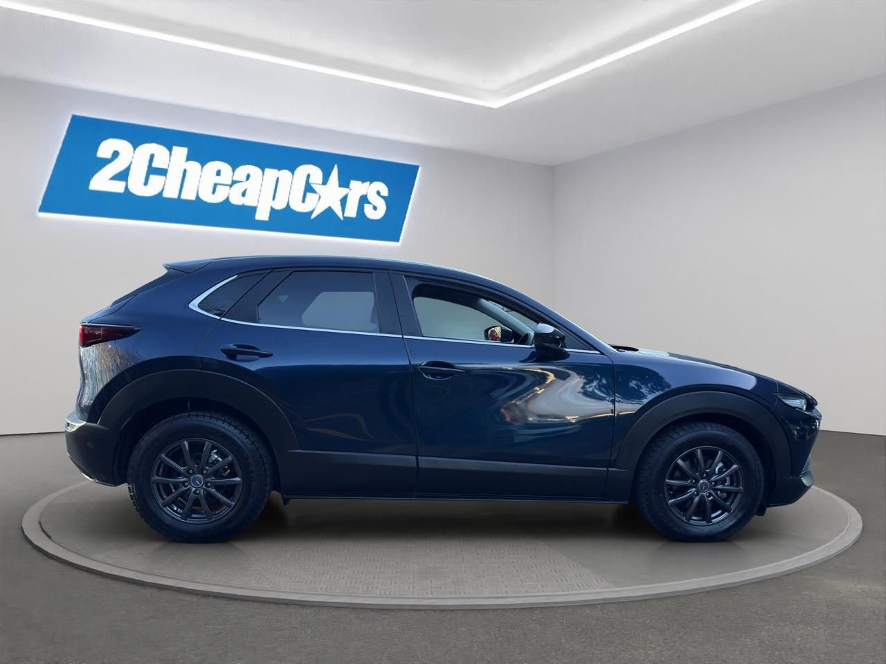 Vehicle image 4