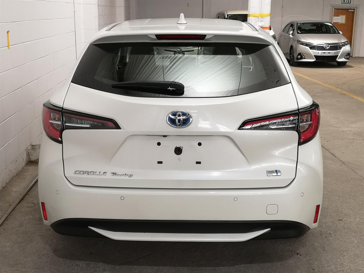 Vehicle image 5