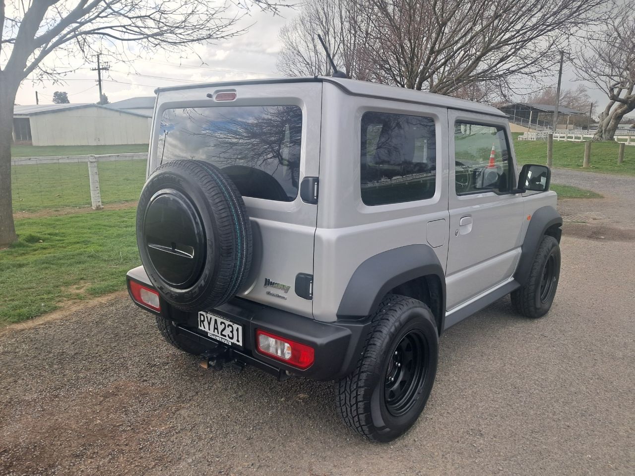 Vehicle image 3