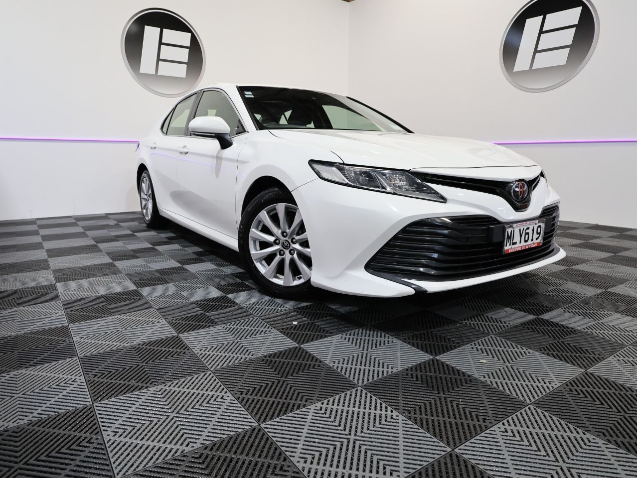 Vehicle image 1