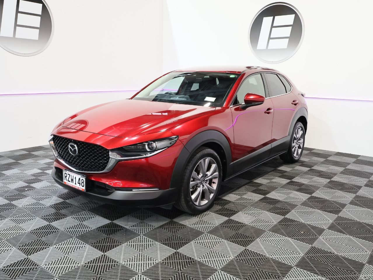 Vehicle image 5