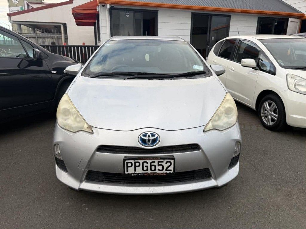 Vehicle image 2