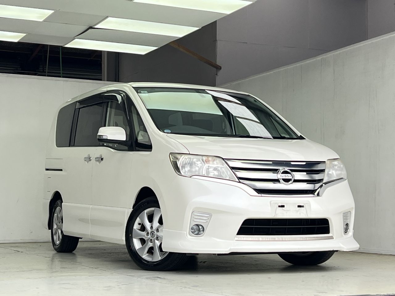 Vehicle image 3