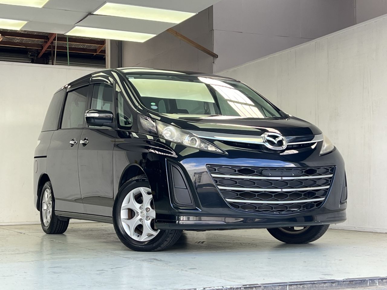Vehicle image 3