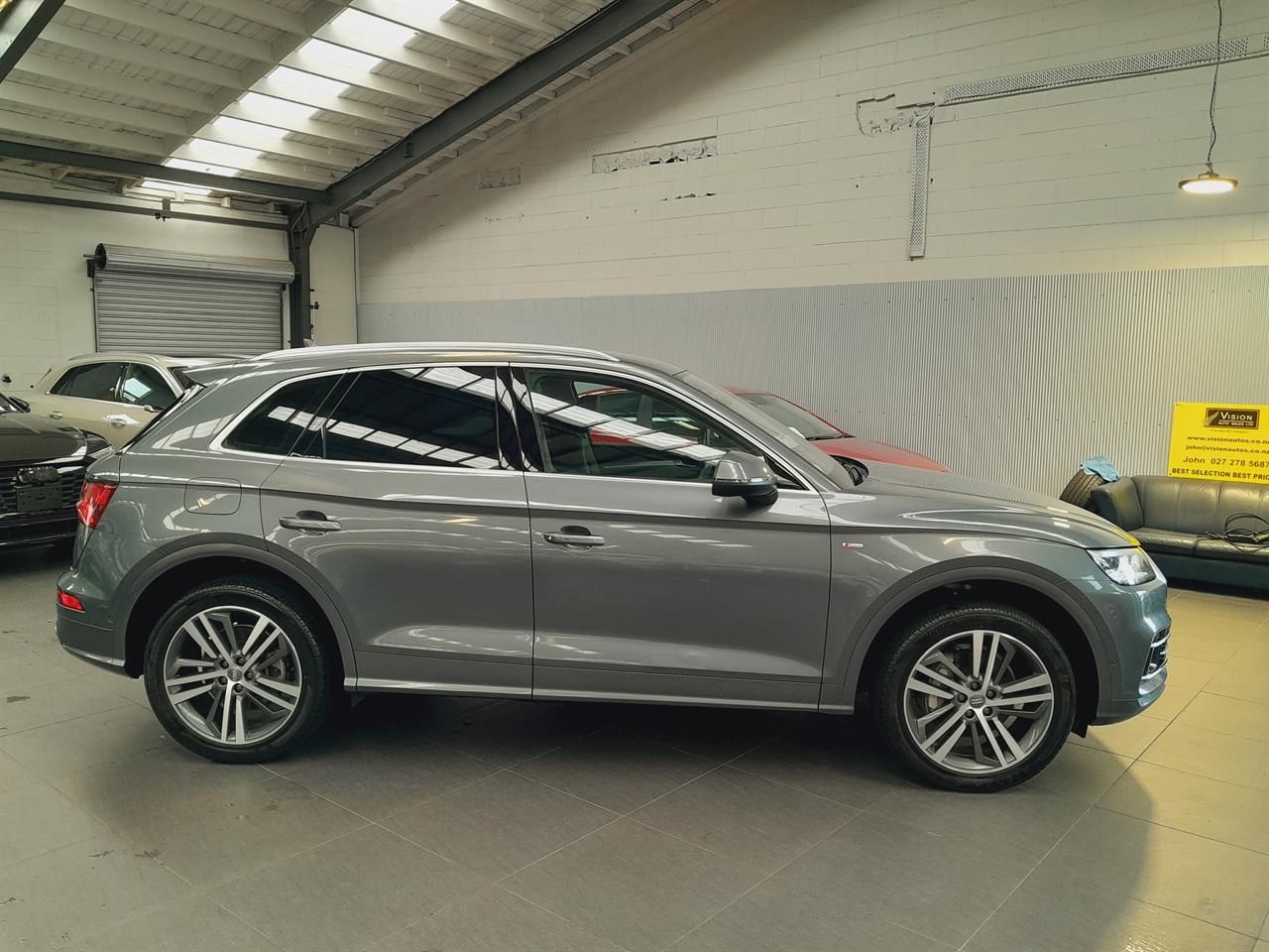 Vehicle image 3