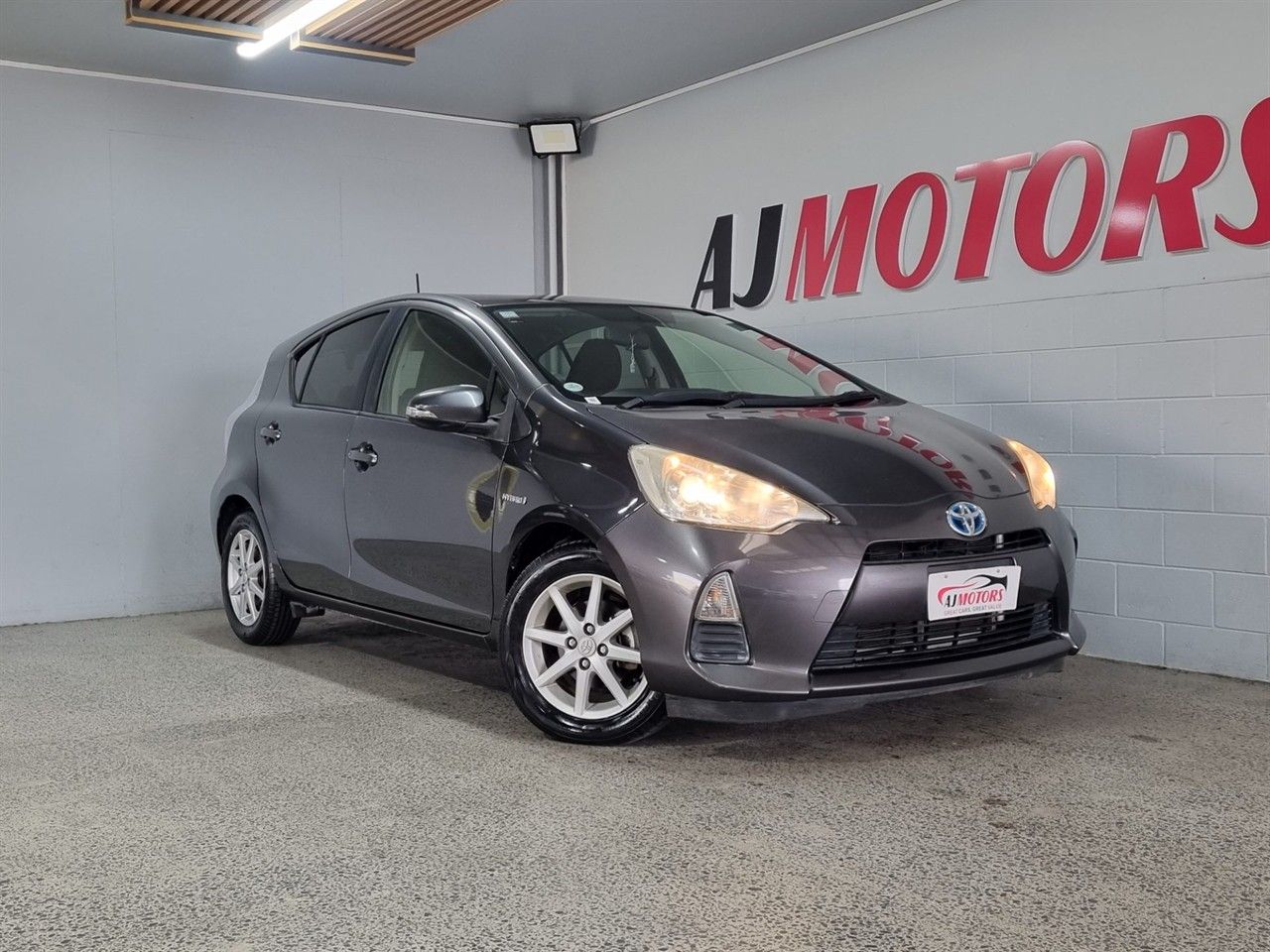Vehicle image 1