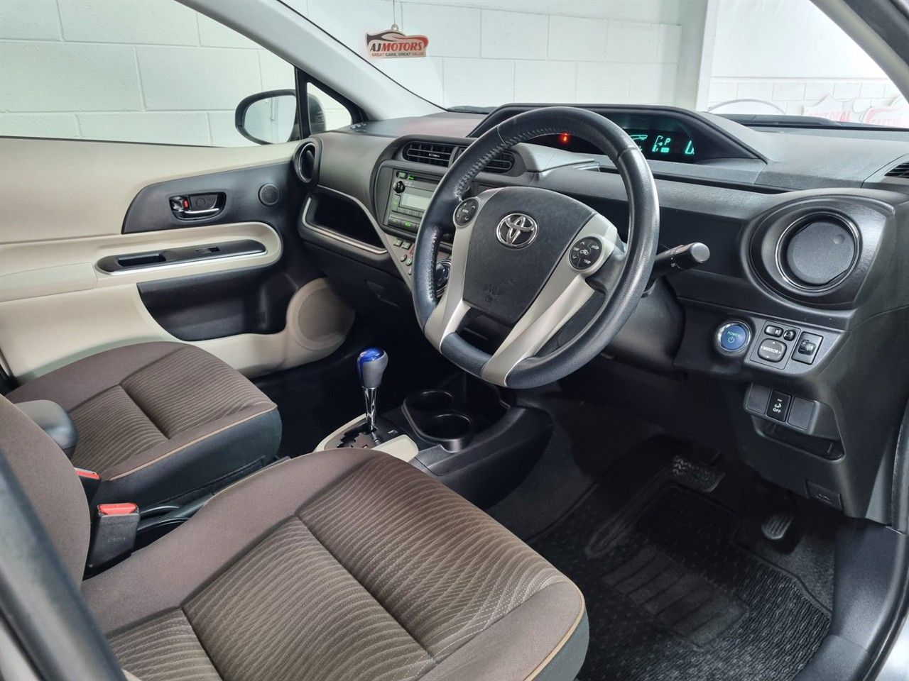 Vehicle image 3