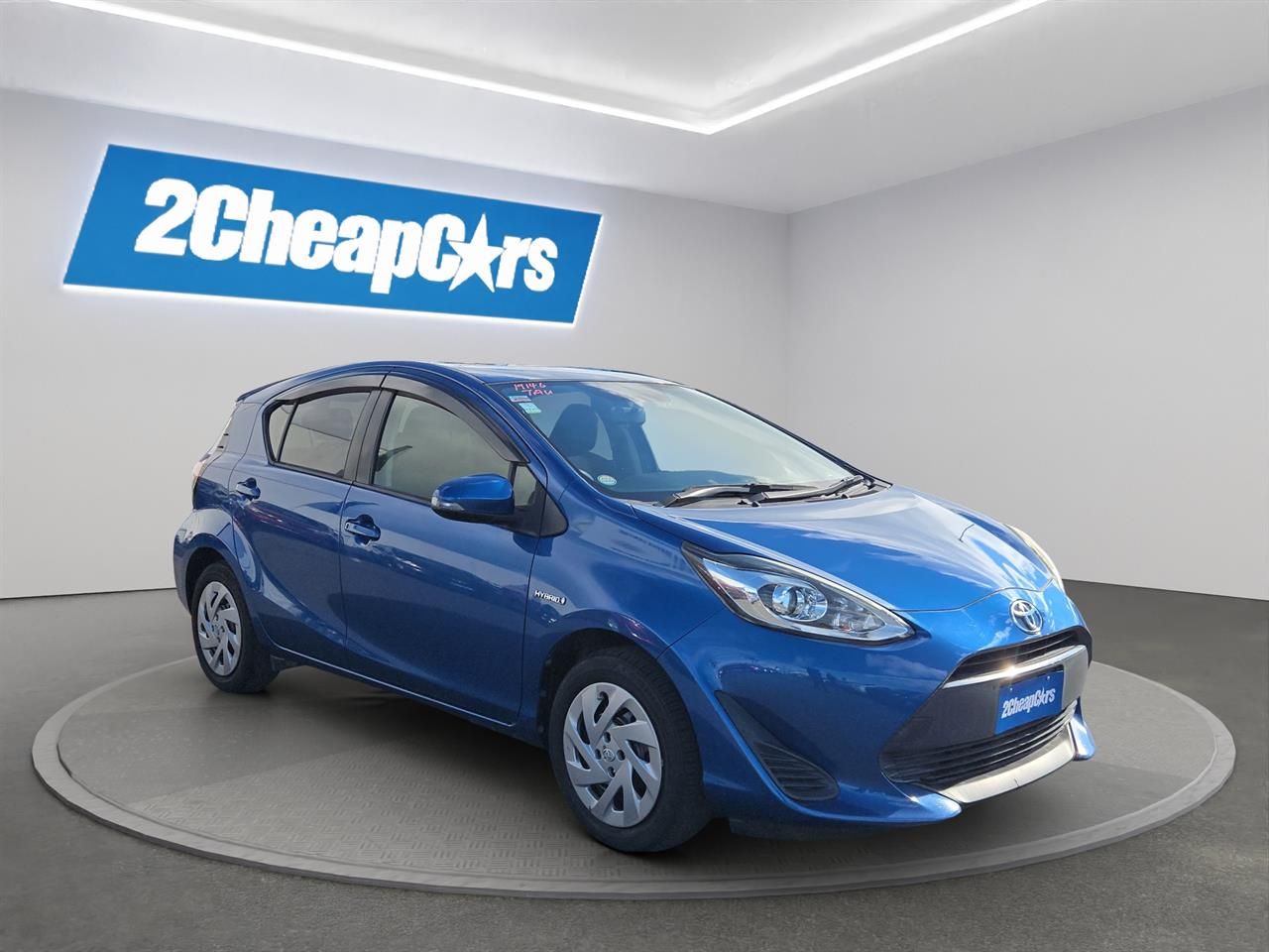 Vehicle image 3