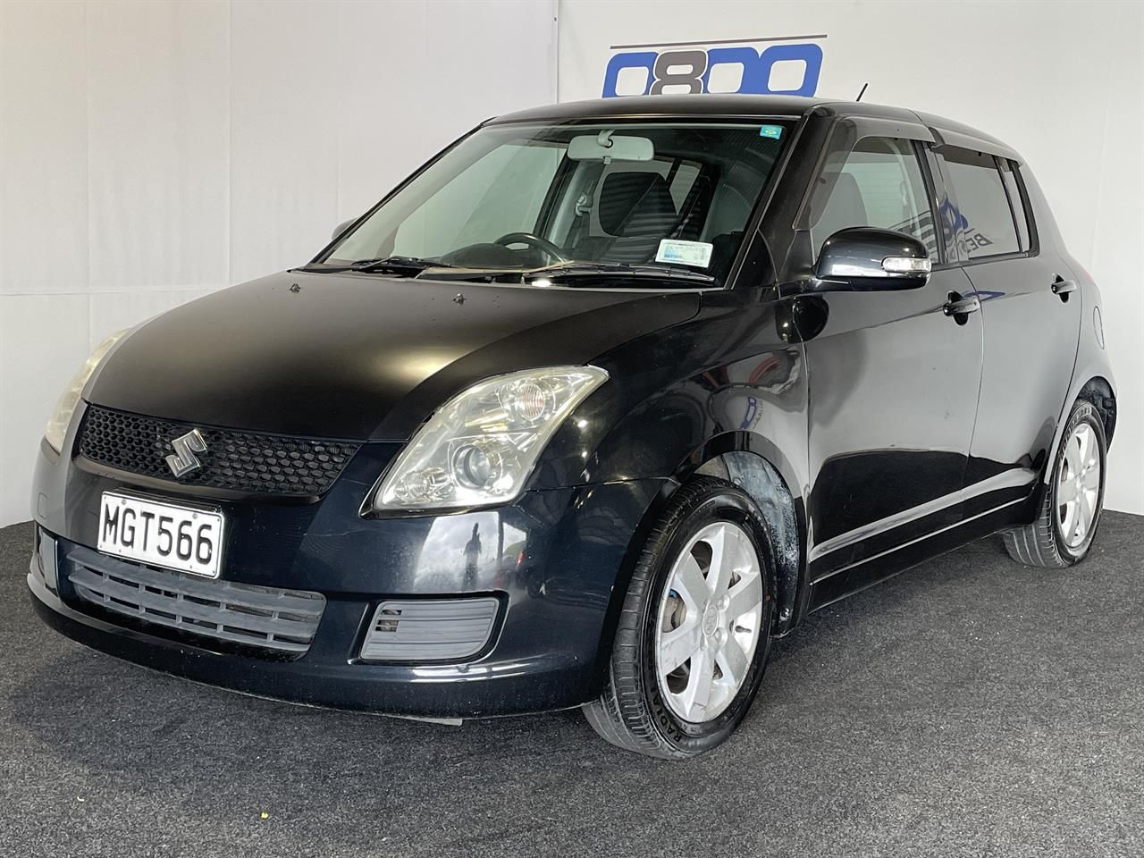 Vehicle image 3
