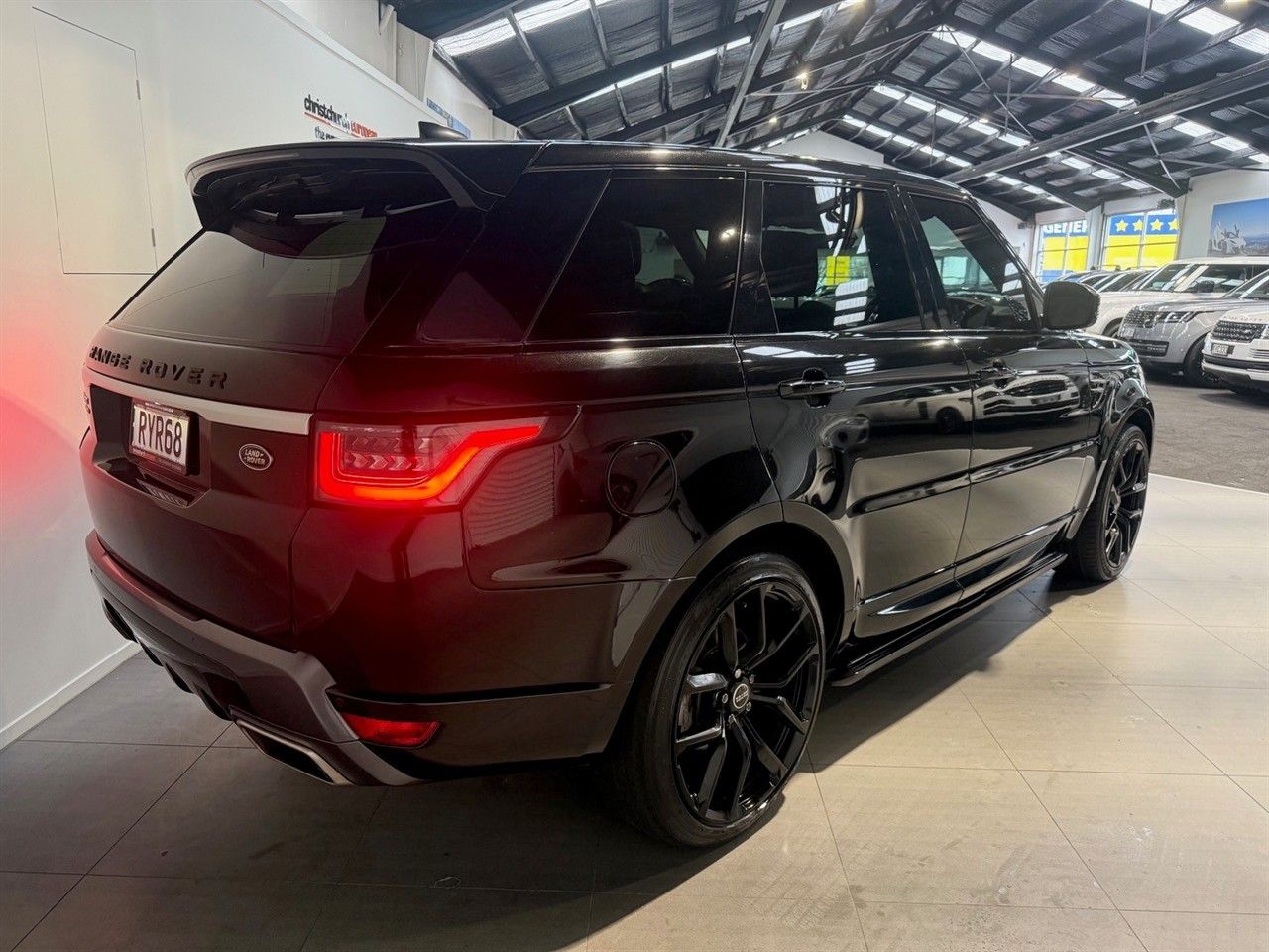 Vehicle image 5