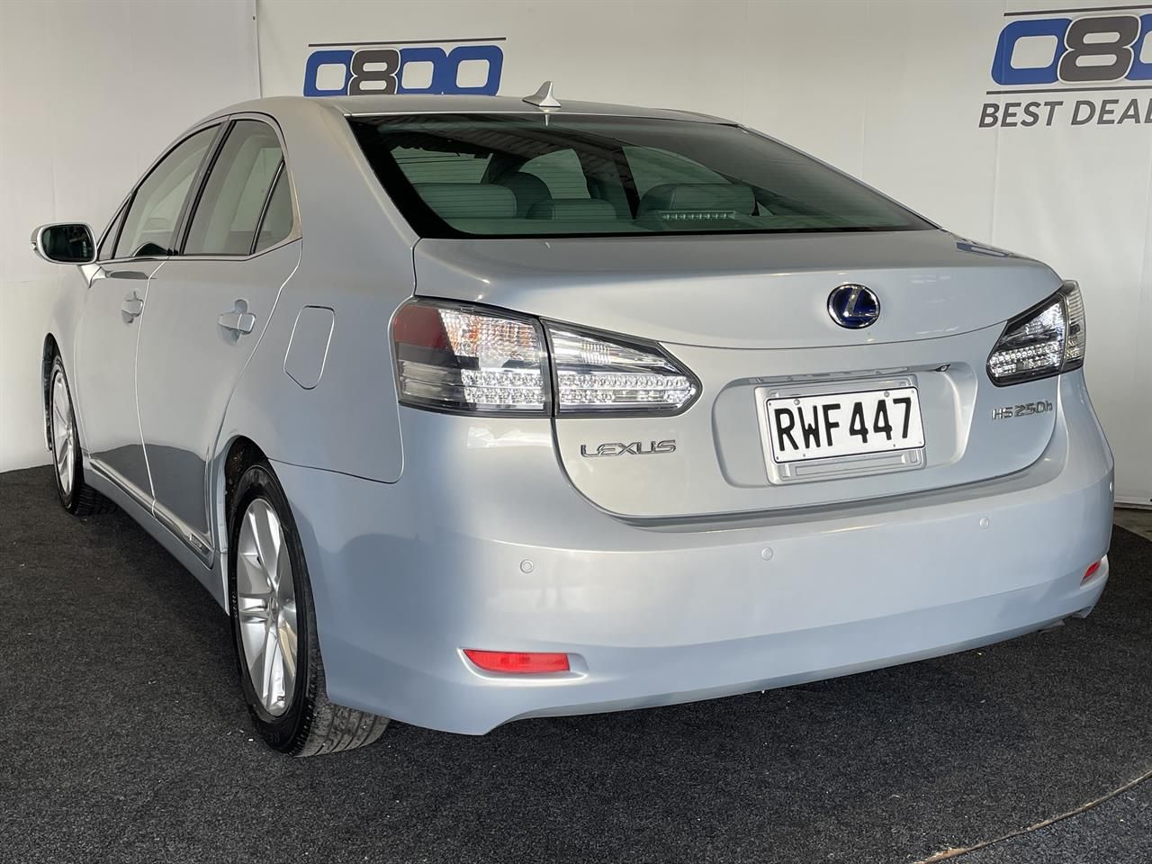 Vehicle image 4