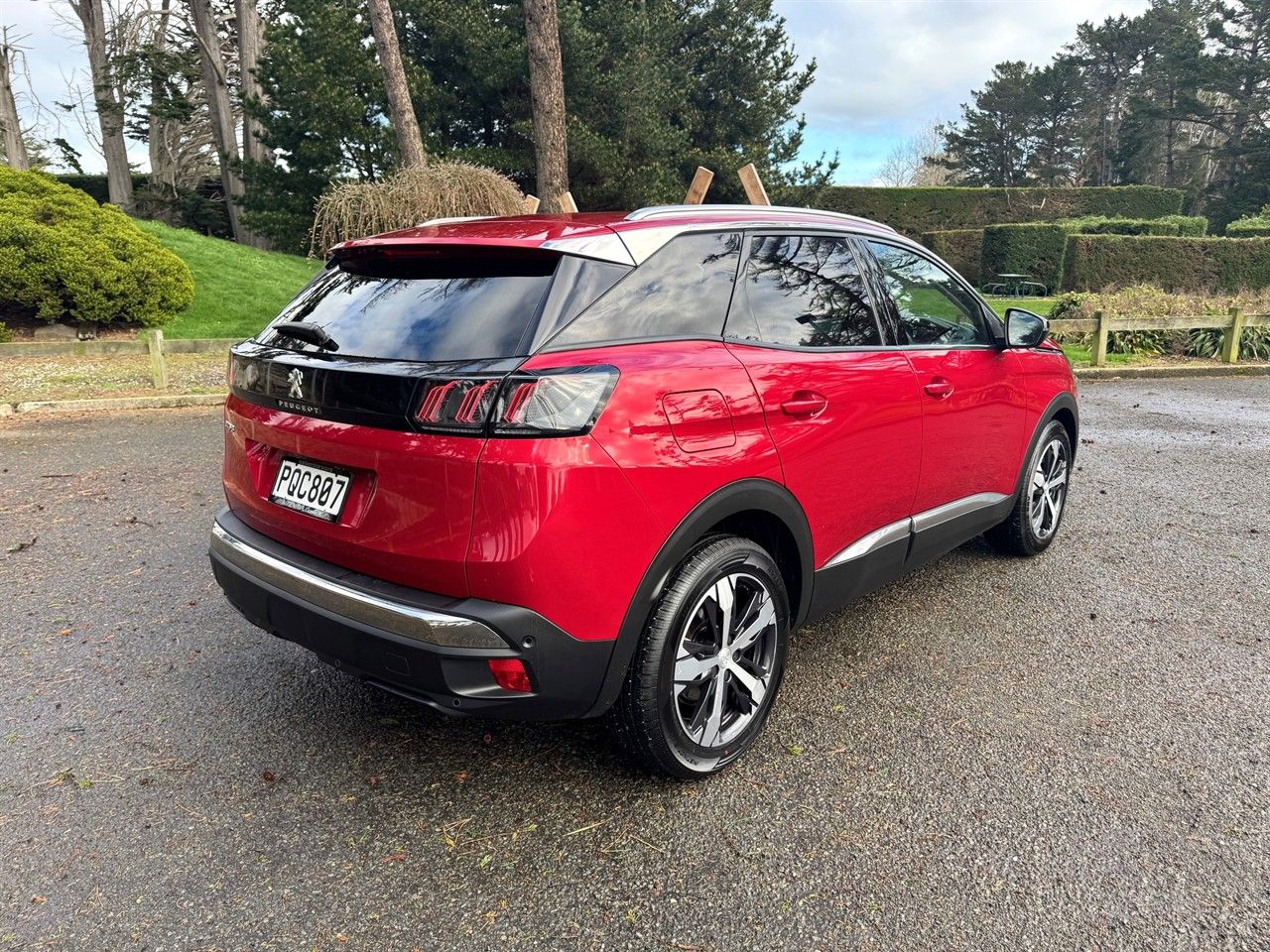 Vehicle image 3