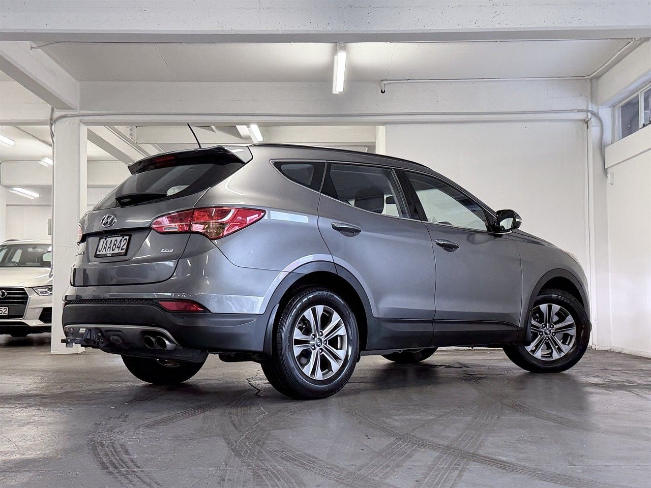 Vehicle image 3