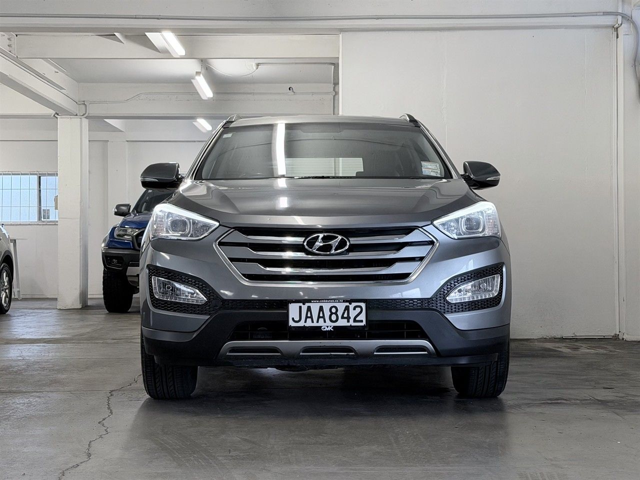 Vehicle image 4