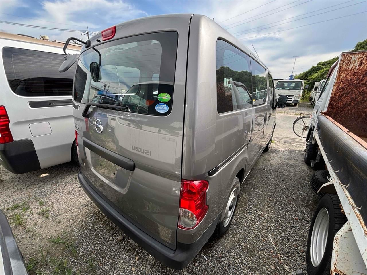 Vehicle image 2