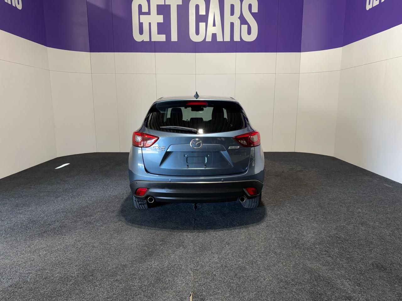 Vehicle image 5