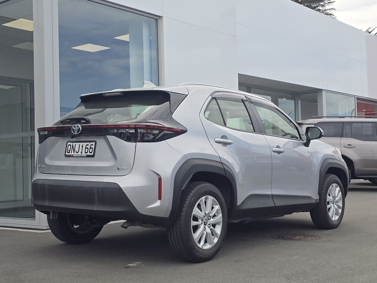 Vehicle image 3
