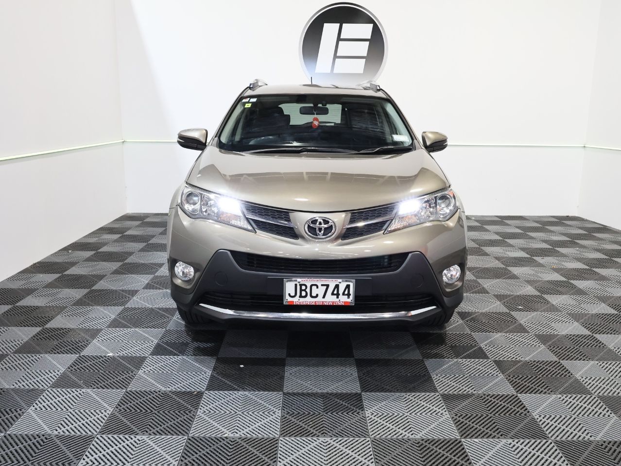Vehicle image 2