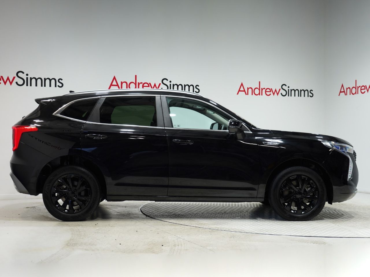Vehicle image 3