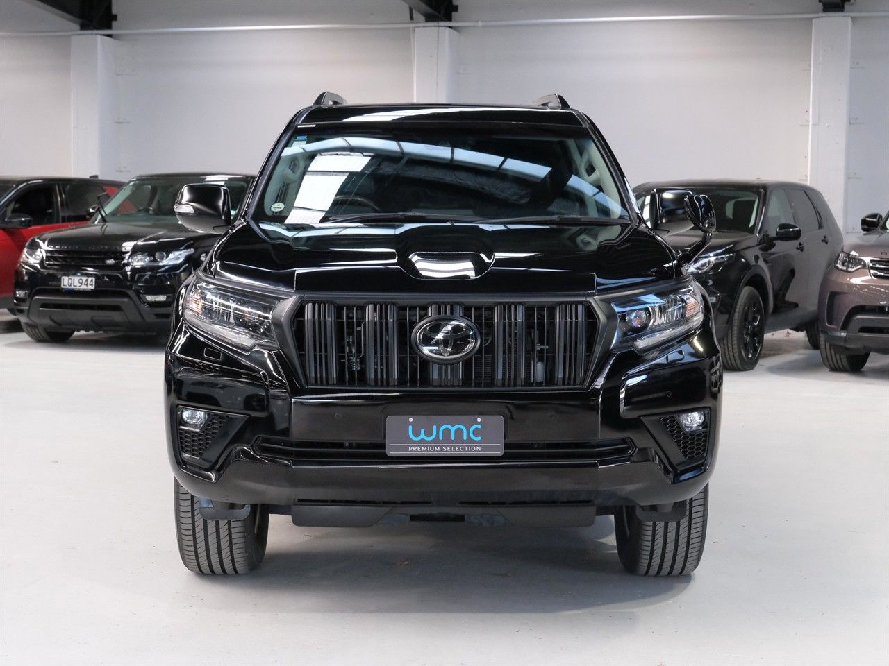 Vehicle image 3